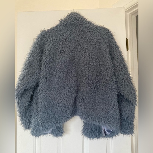 Blue jacket - Picture 3 of 3